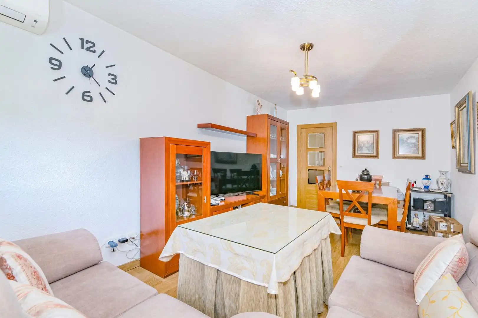 Sala de estar de Piso en venta en Granada con Aire acondicionado, Calefacción y Amueblado