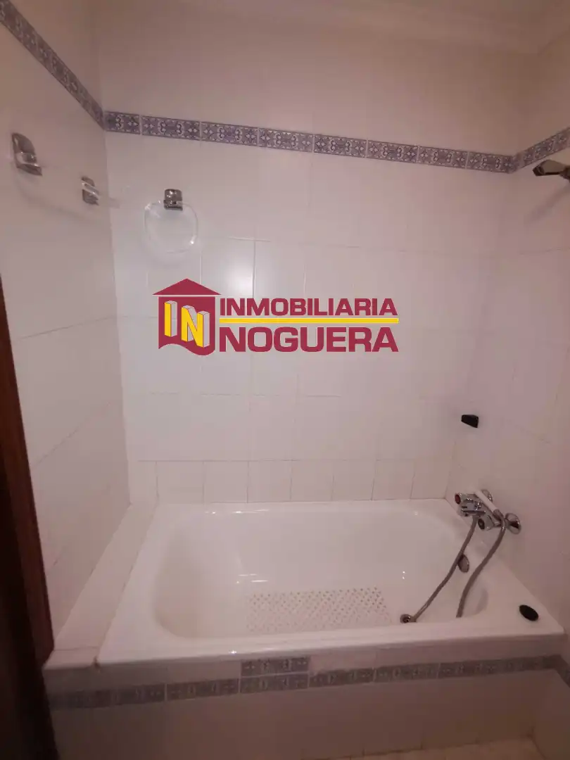 Bathroom of Flat for sale in Écija