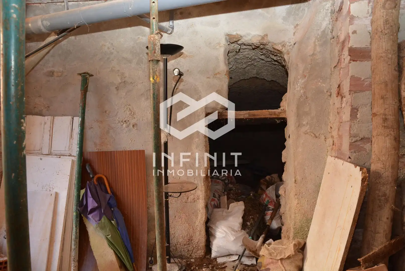 Casa o xalet en venda en Moratilla de los Meleros amb Traster i Balcó