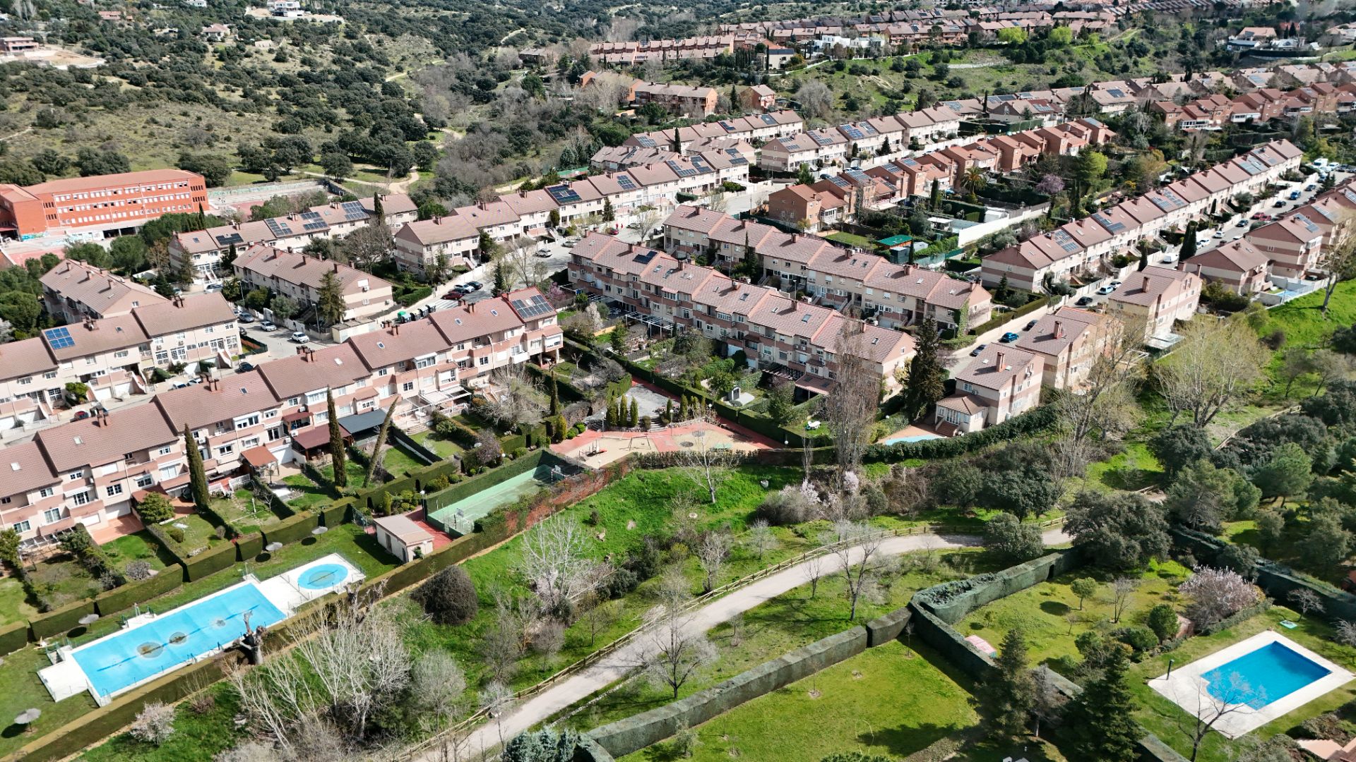 Exterior view of Single-family semi-detached for sale in Las Rozas de Madrid  with Heating, Private garden and Terrace