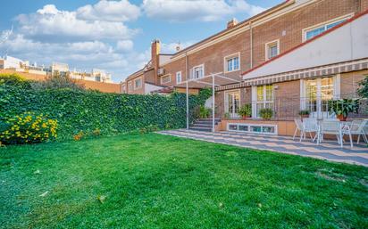 Garden of Single-family semi-detached for sale in Getafe  with Air Conditioner, Heating and Private garden