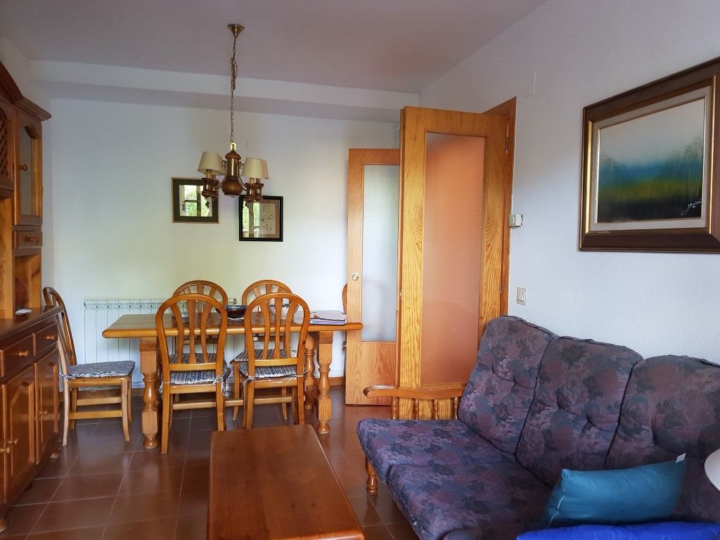 Comedor de Casa adosada de alquiler en Jaca con Calefacción, Amueblado y Piscina comunitaria