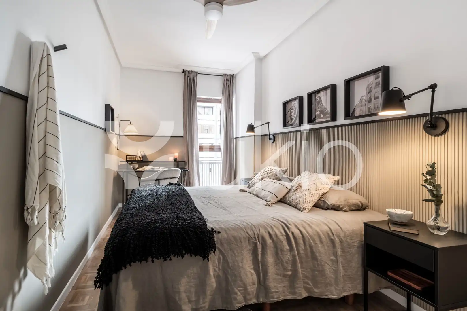 Dormitori de Apartament de lloguer en Madrid amb Aire condicionat, Calefacció i Moblat