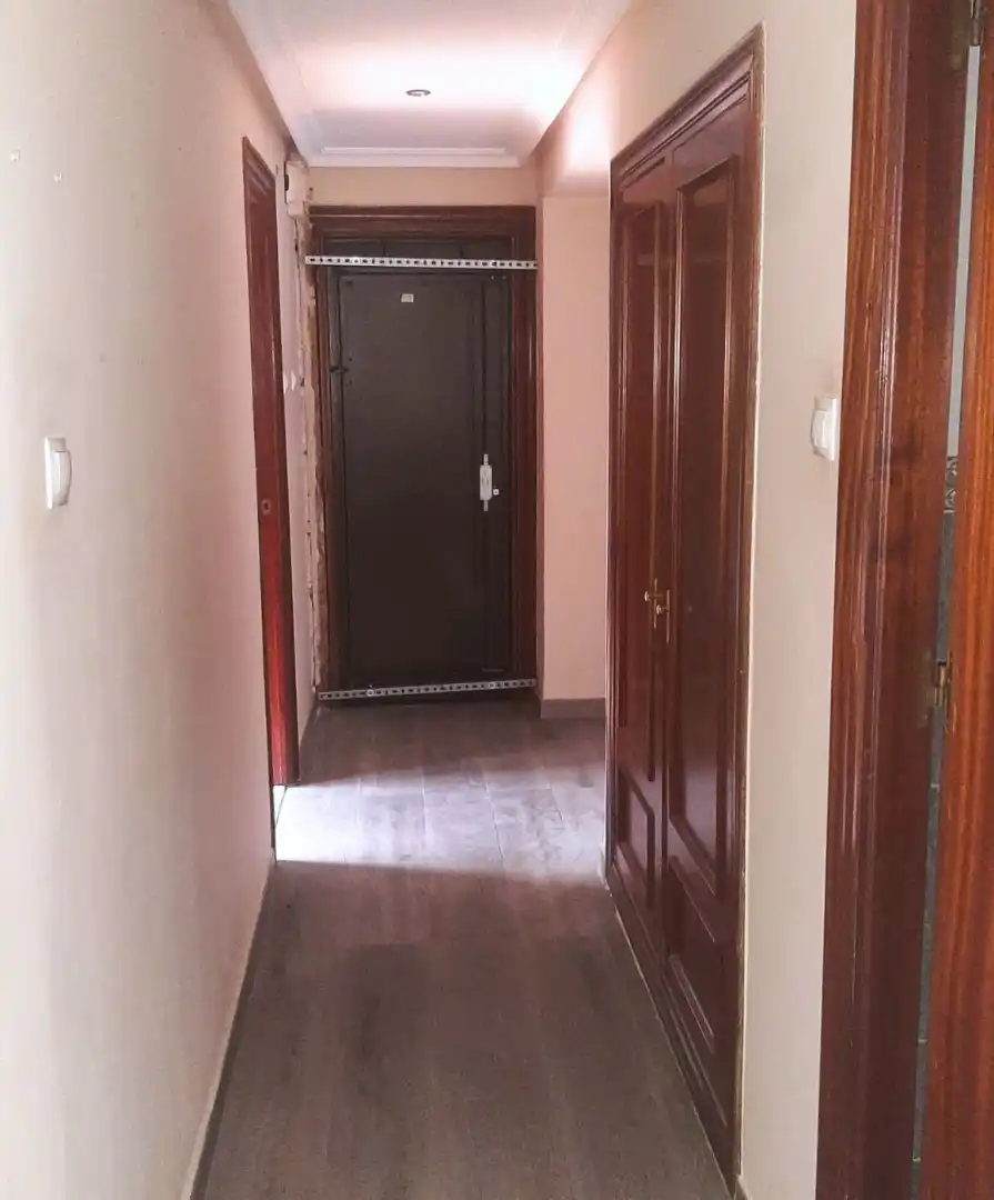 Piso en venta en Lena con Parquet, Trastero y Lavadora