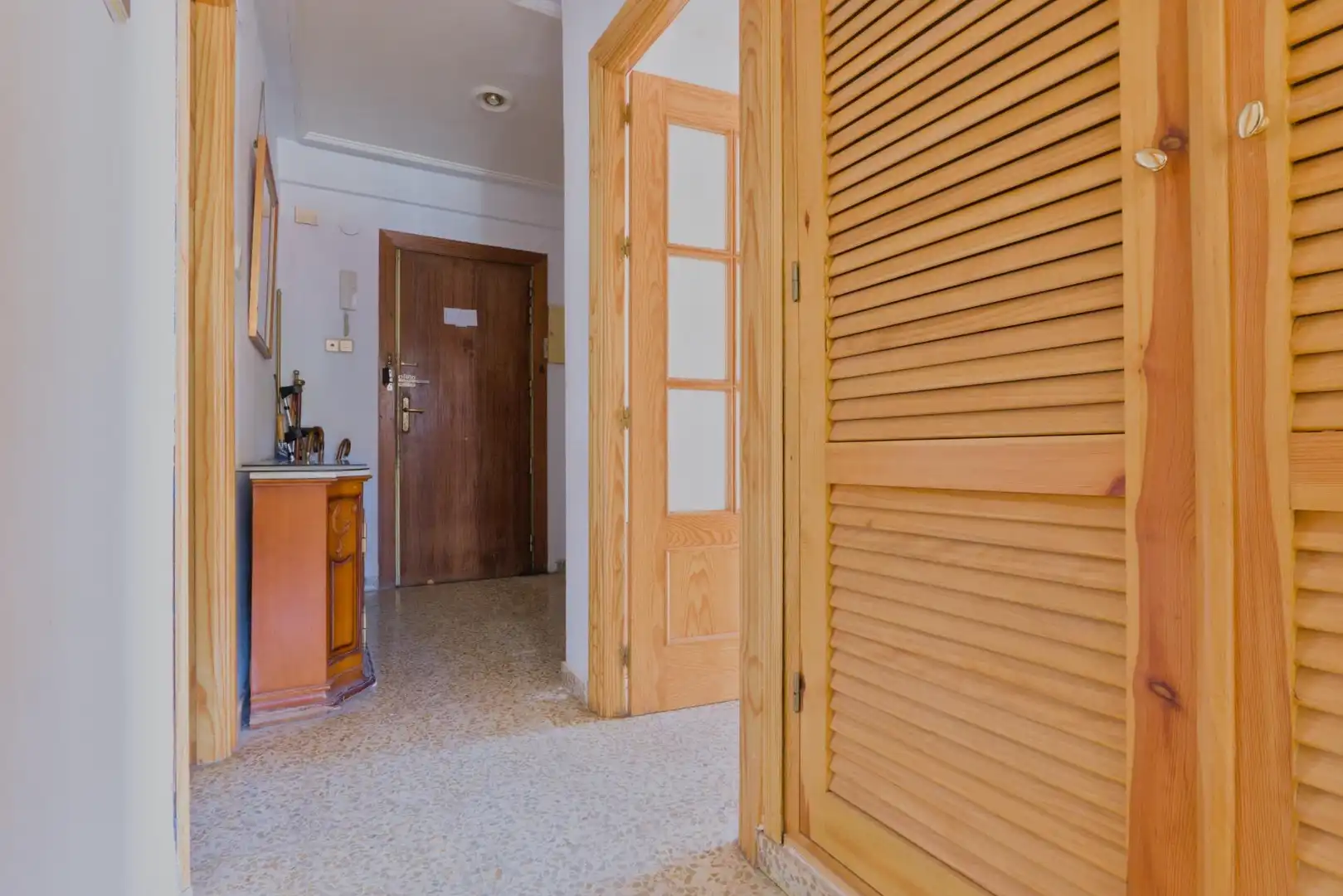 Flat for sale in Granada  with Heating