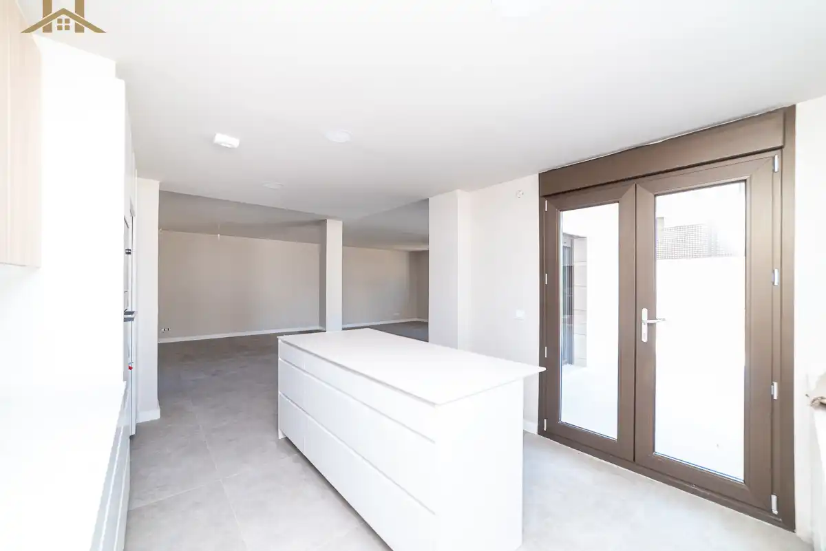 Houses for sale in Miraflores de la Sierra  with Heating, Private garden and Storage room