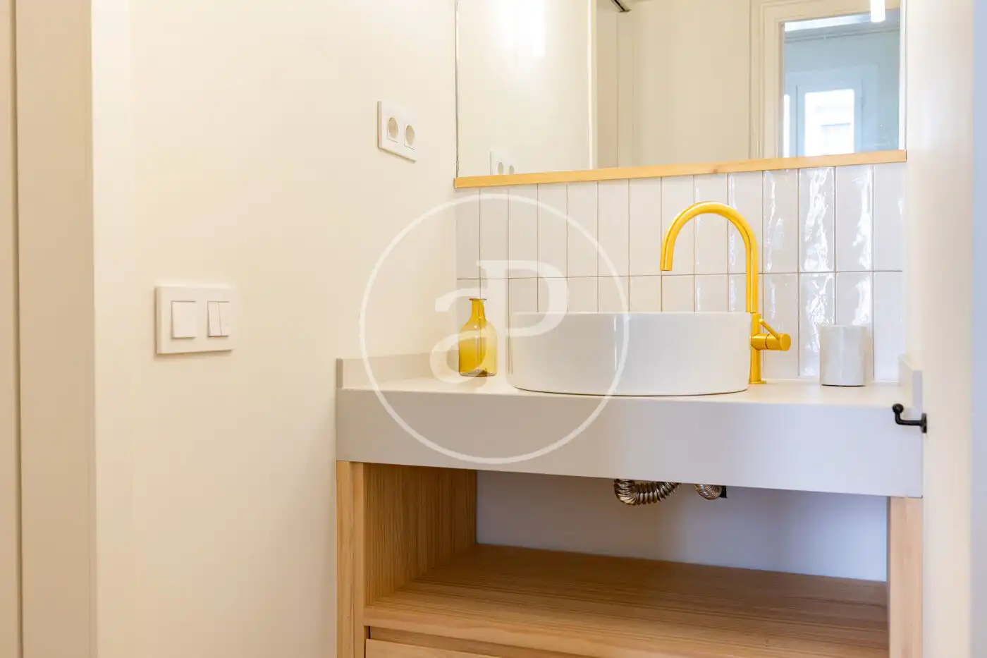 Badezimmer von Wohnung zum Verkauf in Barcelona mit Klimaanlage, Heizung und Möbliert