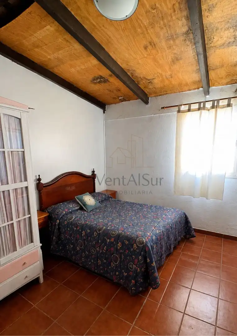Habitación de Finca rústica en venta en Sanlúcar de Barrameda con Jardín privado, Piscina y Amueblado