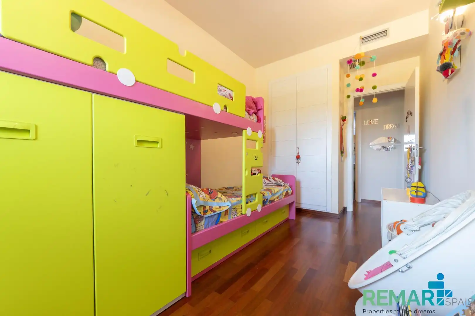 Schlafzimmer von Wohnung zum Verkauf in Reus