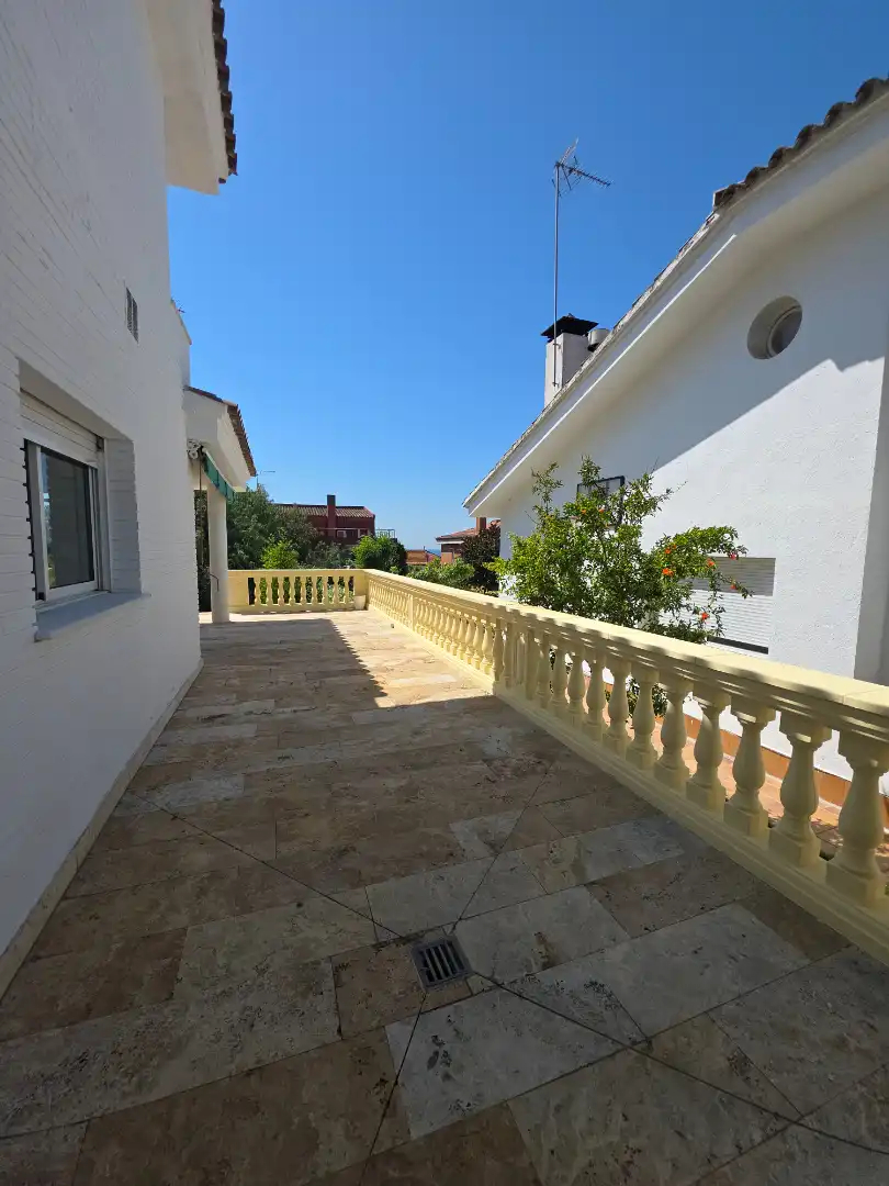 Terraza de Casa o chalet en venta en El Masnou con Calefacción, Jardín privado y Parquet