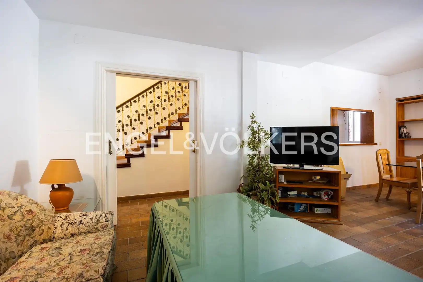 Sala d'estar de Casa o xalet en venda en Sanlúcar de Barrameda amb Calefacció, Jardí privat i Terrassa