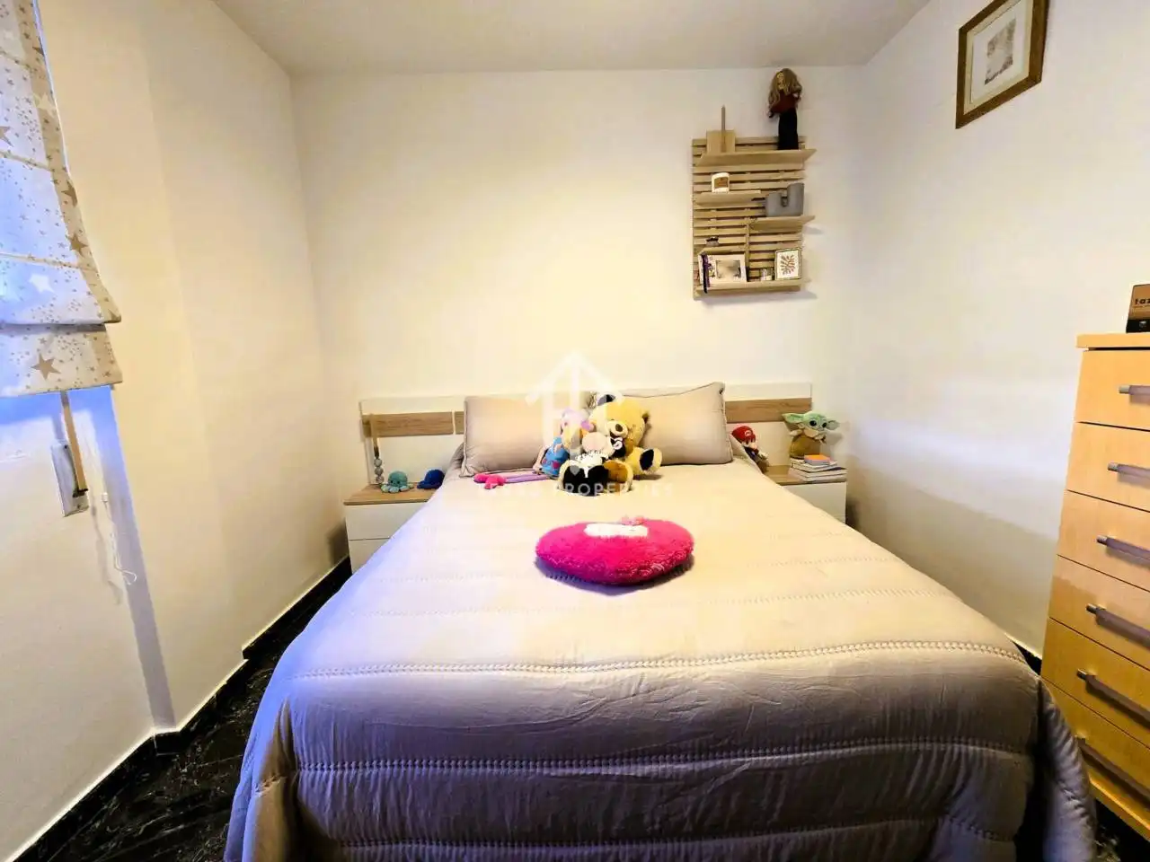 Dormitori de Casa o xalet en venda en Loja amb Jardí privat, Terrassa i Piscina
