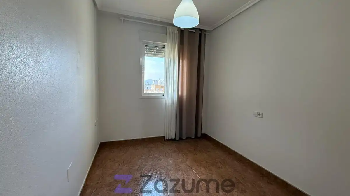 Habitación de Piso de alquiler en Murcia con Aire acondicionado, Calefacción y Amueblado