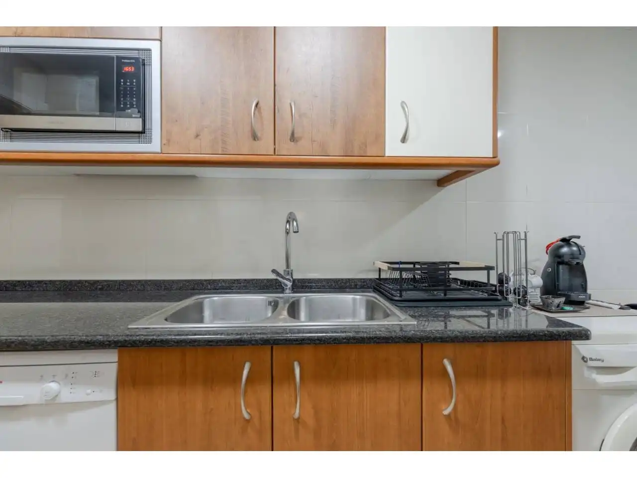 Kitchen of Flat for sale in Girona  with Heating, Parquet flooring and Storage room