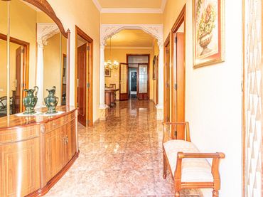 Maison avec balcon à vendre à Carlet