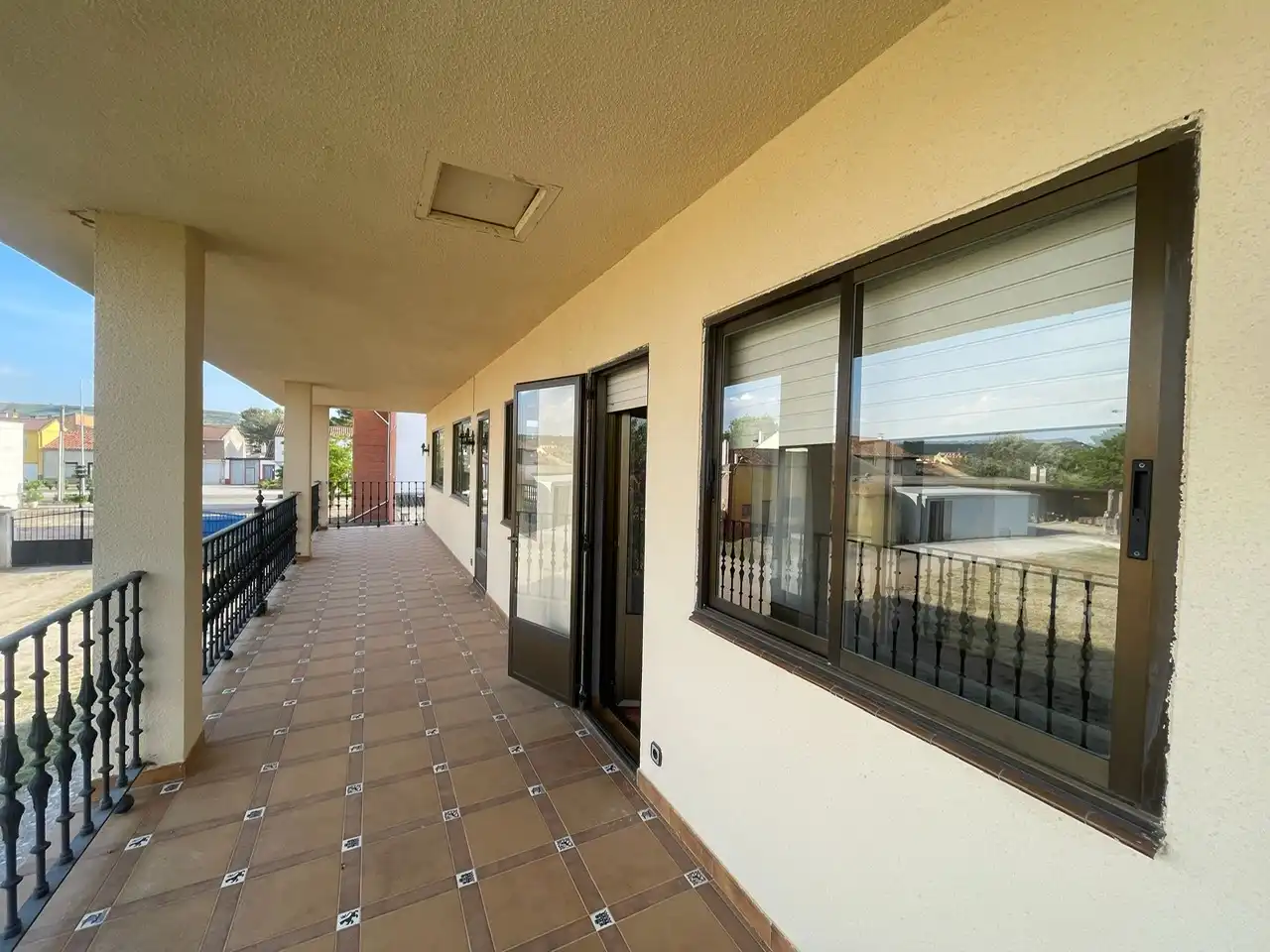 Terrassa de Pis en venda en Valoria la Buena amb Calefacció, Terrassa i Moblat