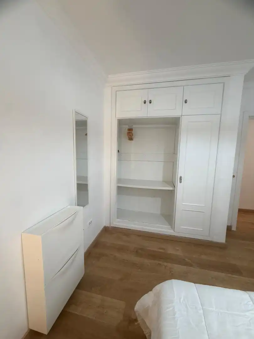 Bedroom of Flat for share in San Cristóbal de la Laguna  with Parquet flooring and Furnished