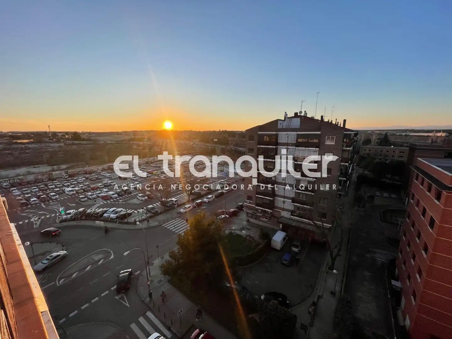 Exterior view of Flat for rent in Madrid  with Terrace and Furnished
