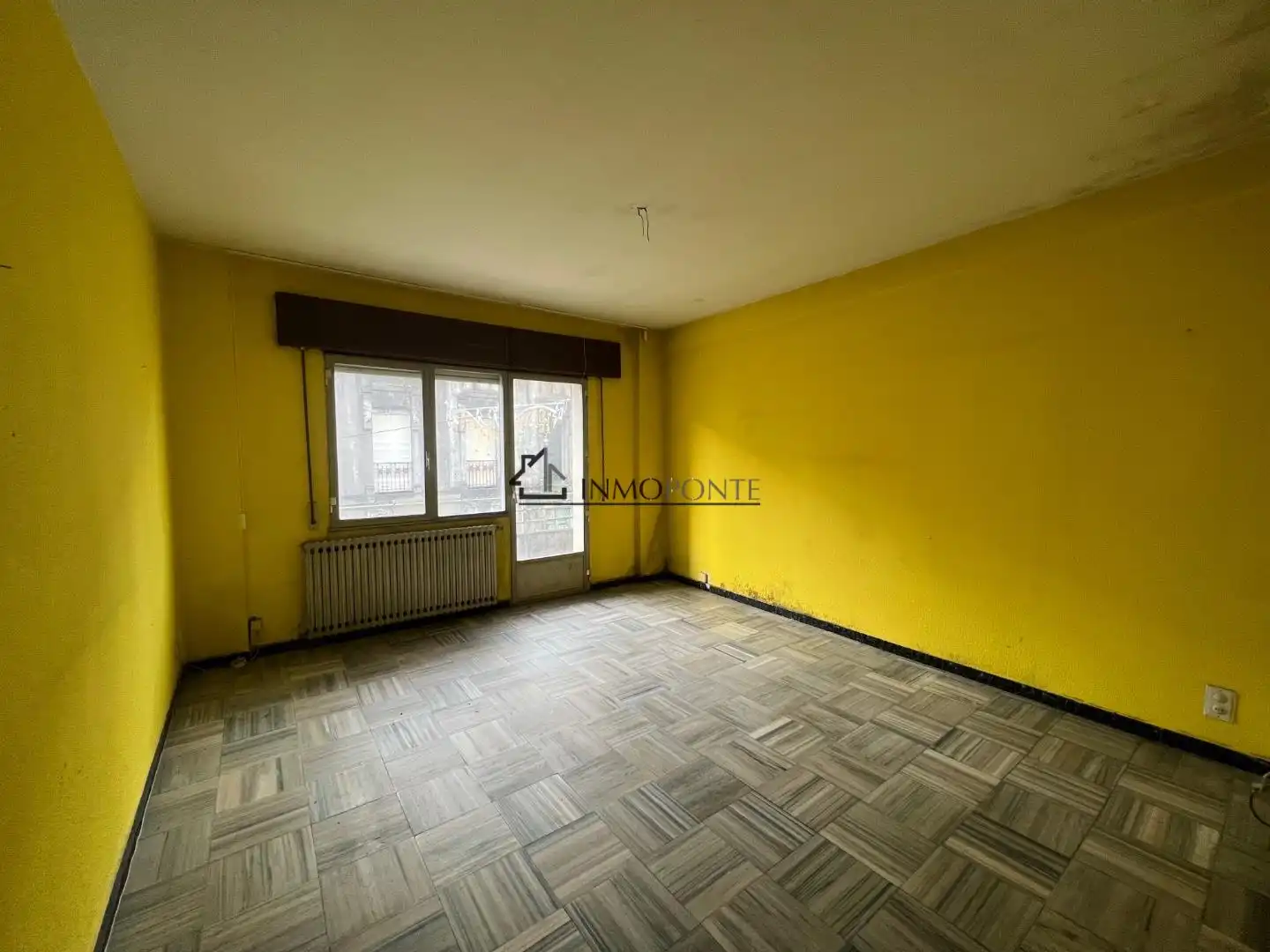 Sala de estar de Piso en venta en Cuntis con Calefacción y Balcón