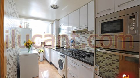 Foto 2 de Pis en venda a Colonia Requena, Alicante / Alacant