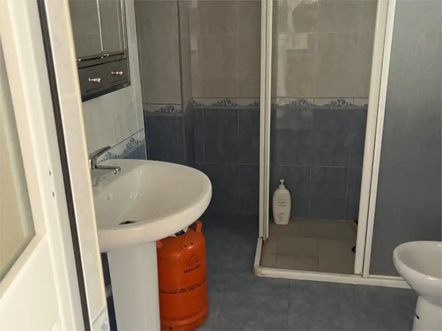 Baño de Piso en venta en Coripe