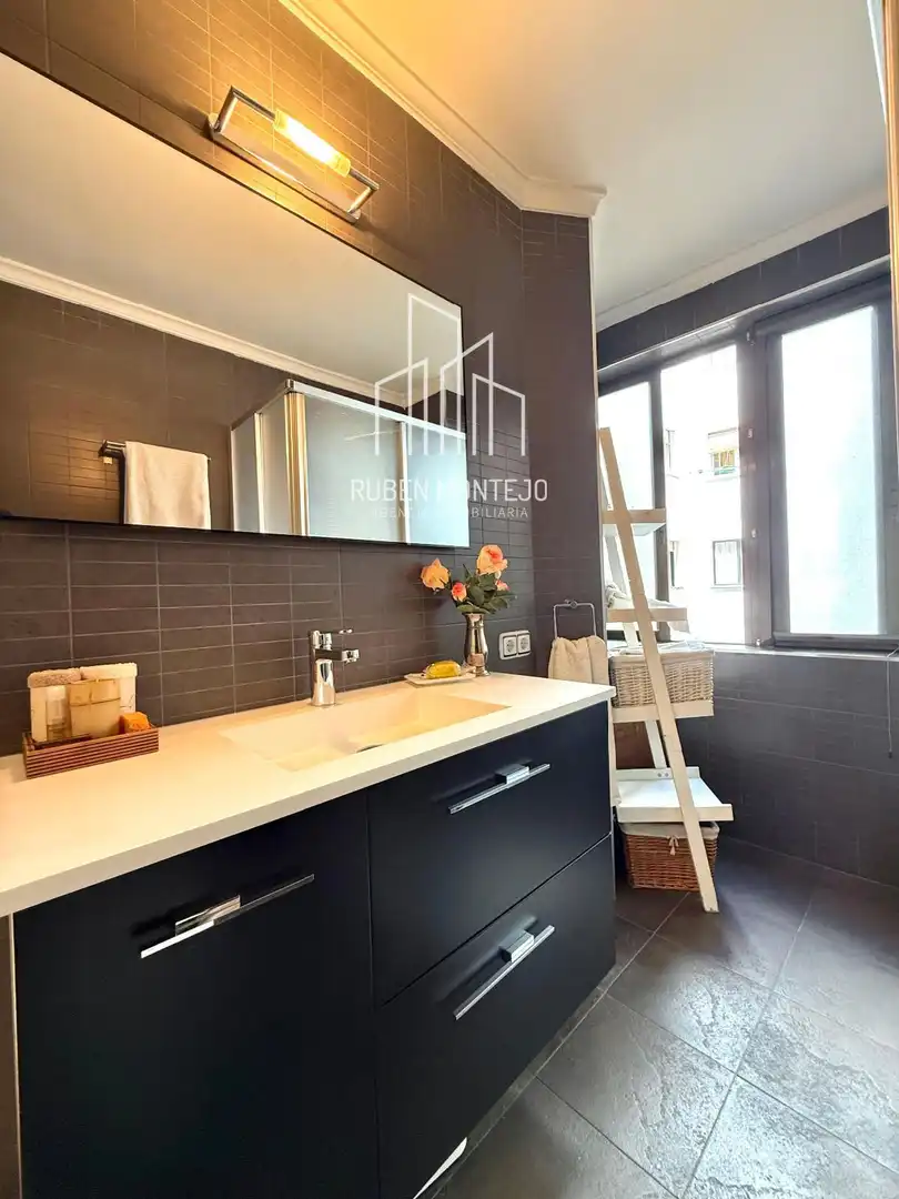 Piso con ascensor en venta en Canalejas 10, imagen 40