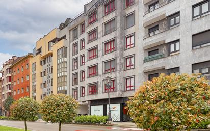 Exterior view of Flat for sale in Oviedo 