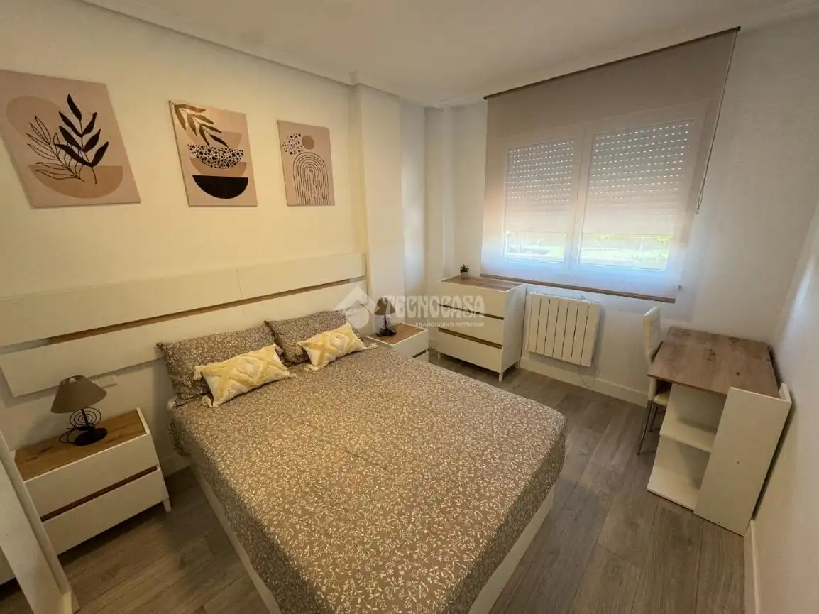 Bedroom of Flat for rent in Pelabravo  with Heating