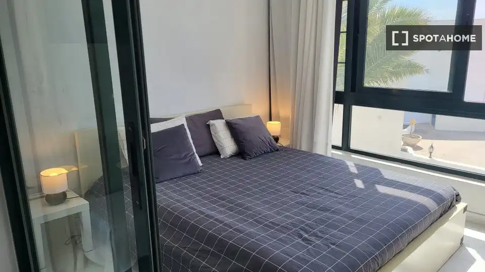 Habitación de Apartamento para compartir en Teguise con Aire acondicionado, Terraza y Amueblado