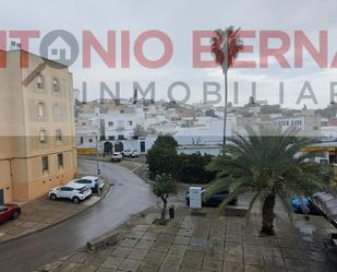 Vista exterior de Casa o xalet en venda en Jerez de la Frontera amb Terrassa