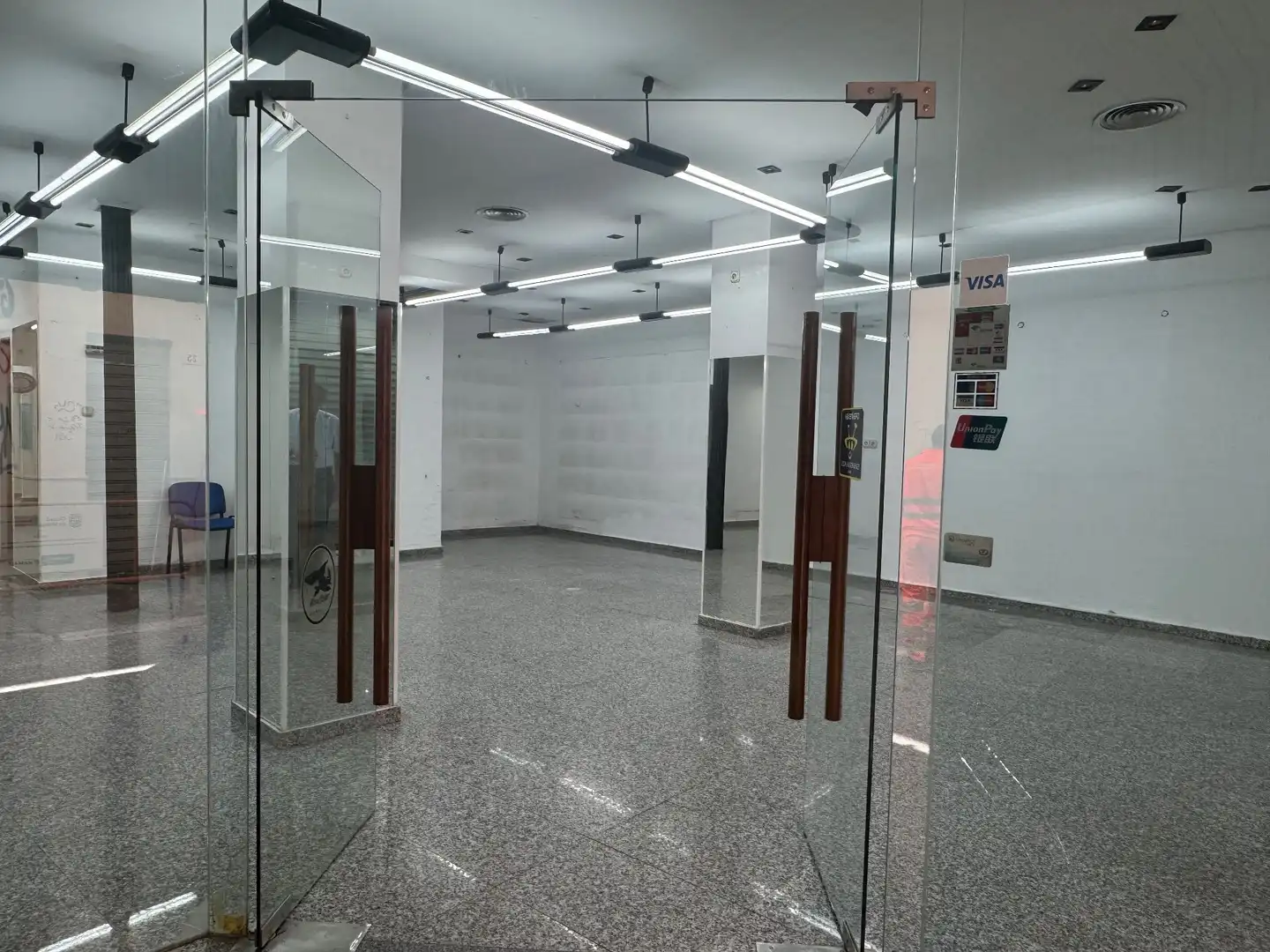 Local de lloguer en Málaga amb Aire condicionat