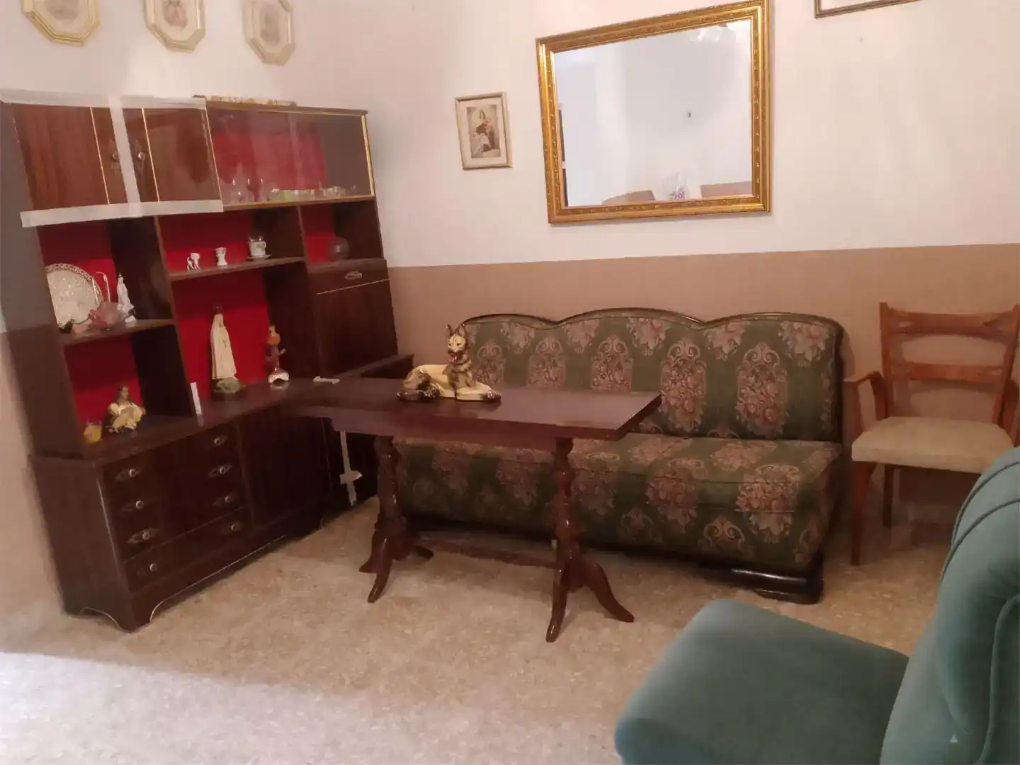 Sala d'estar de Pis en venda en Cuevas Bajas amb Moblat i Balcó