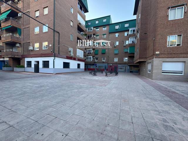 Piso en Venta en TRAJANO en Casco Antiguo