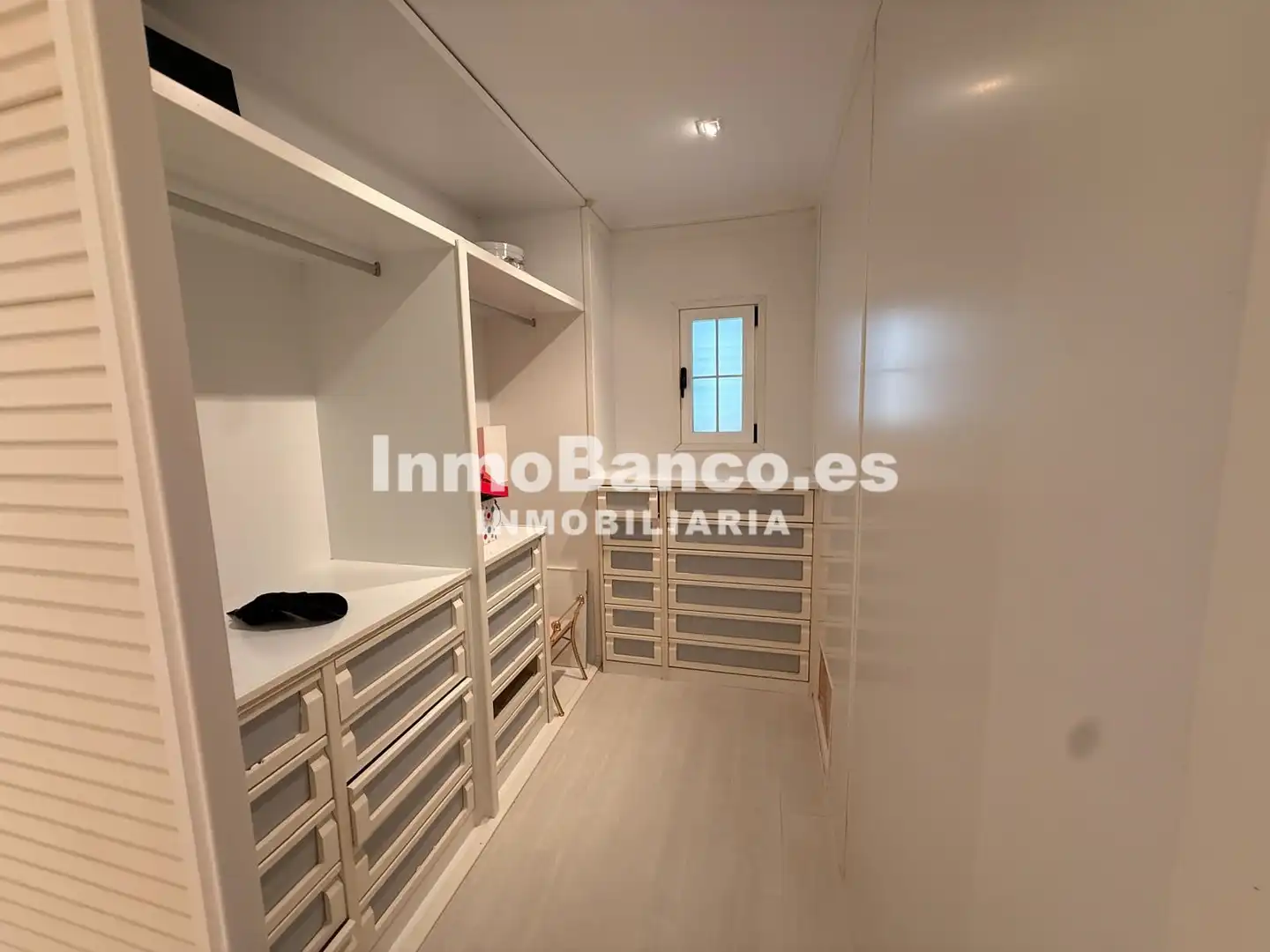 Villa mit Pool zum Verkauf in Avenida del Rio Turia 587, imagen 32