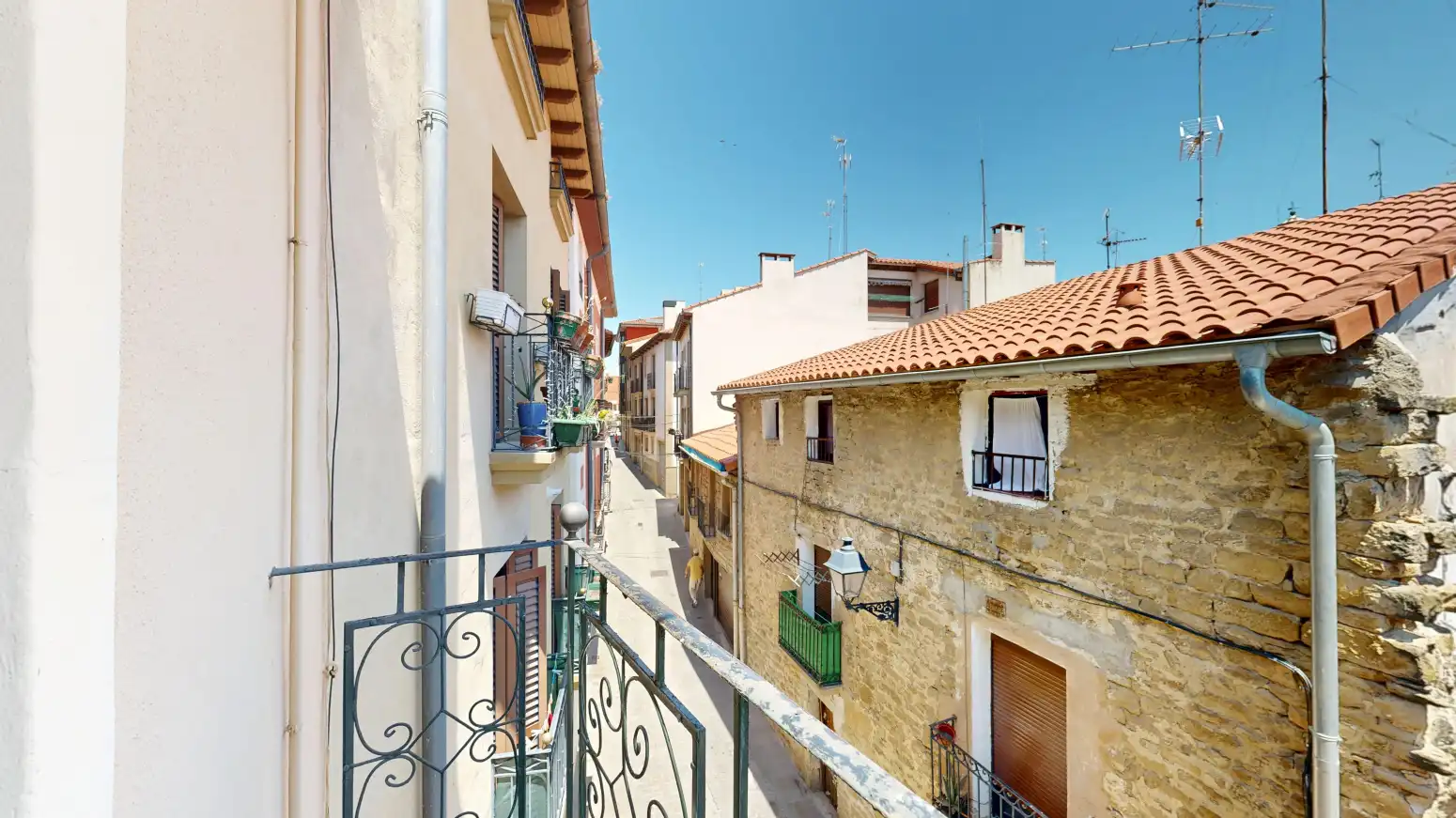 Balcony of Houses for sale in Tafalla  with Heating, Parquet flooring and Terrace