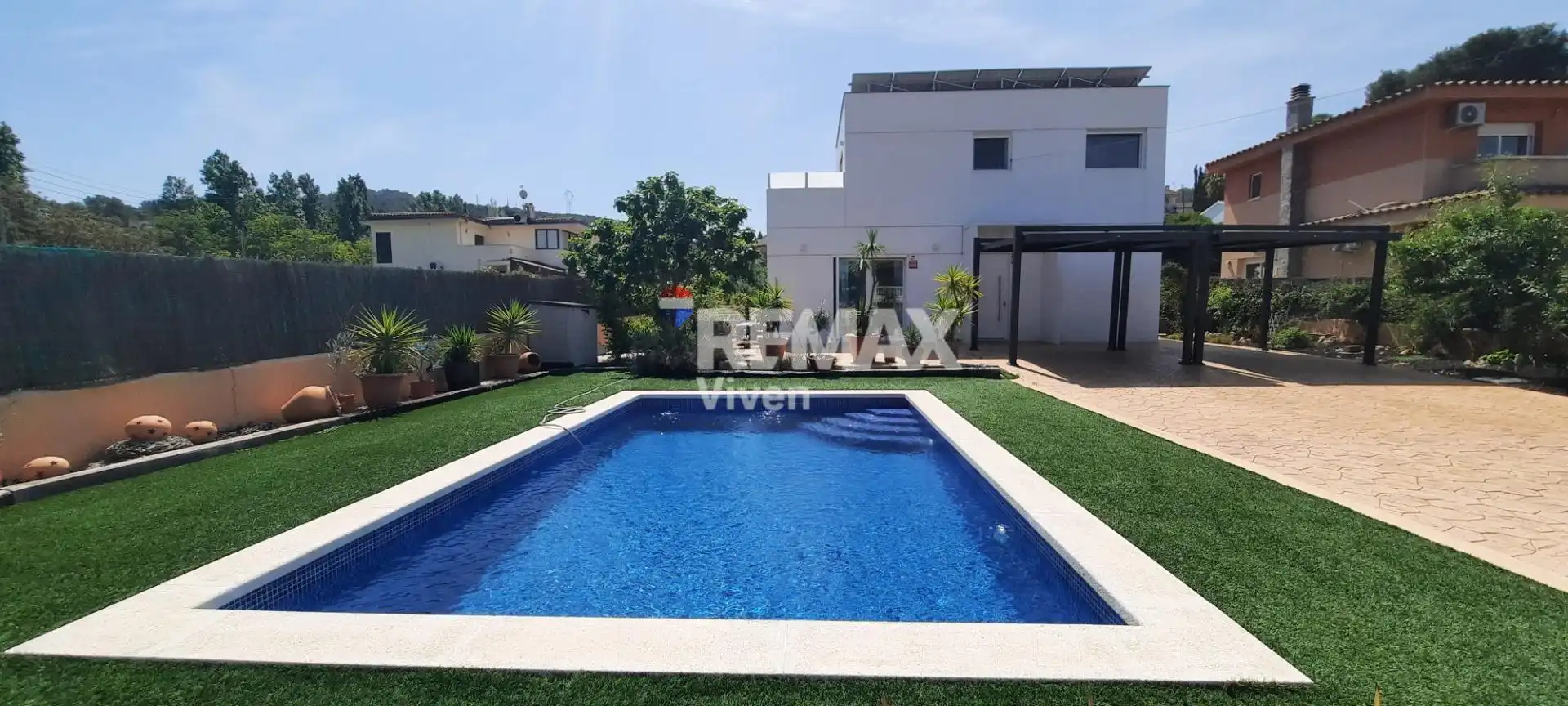 Piscina de Casa o chalet en venta en Canyelles con Aire acondicionado, Calefacción y Jardín privado