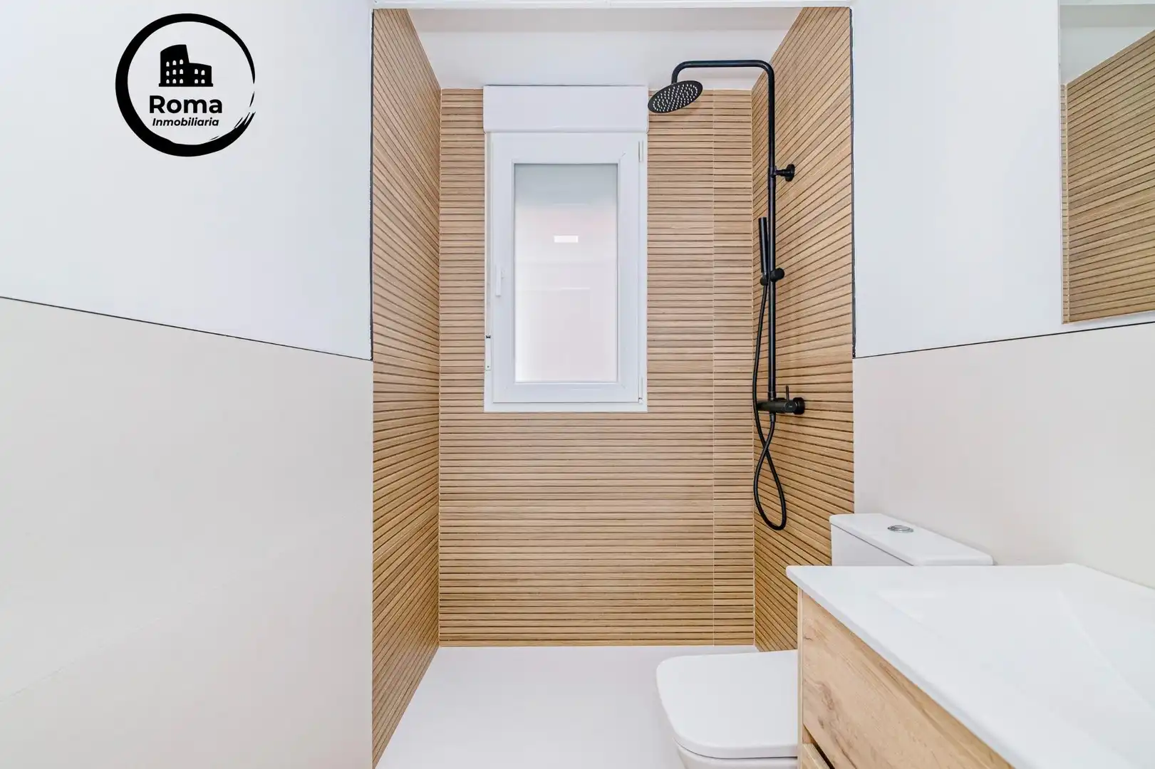 Bathroom of Flat for sale in Atarfe