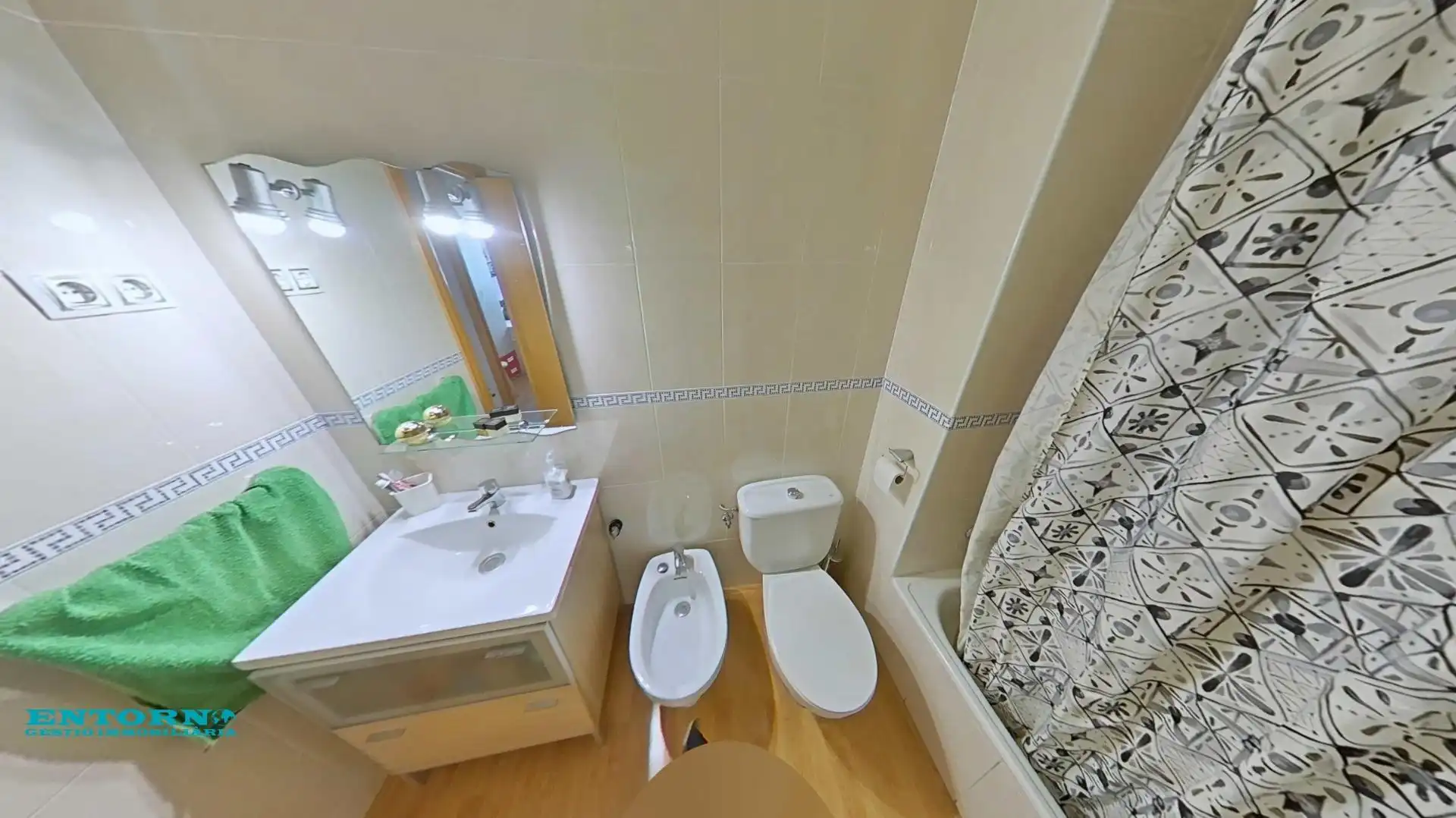 Baño de Piso en venta en Polinyà con Aire acondicionado, Calefacción y Terraza