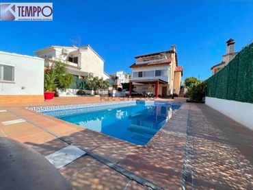 Haus mit Balkon zum Verkauf in La Franquesa - Oasis Park
