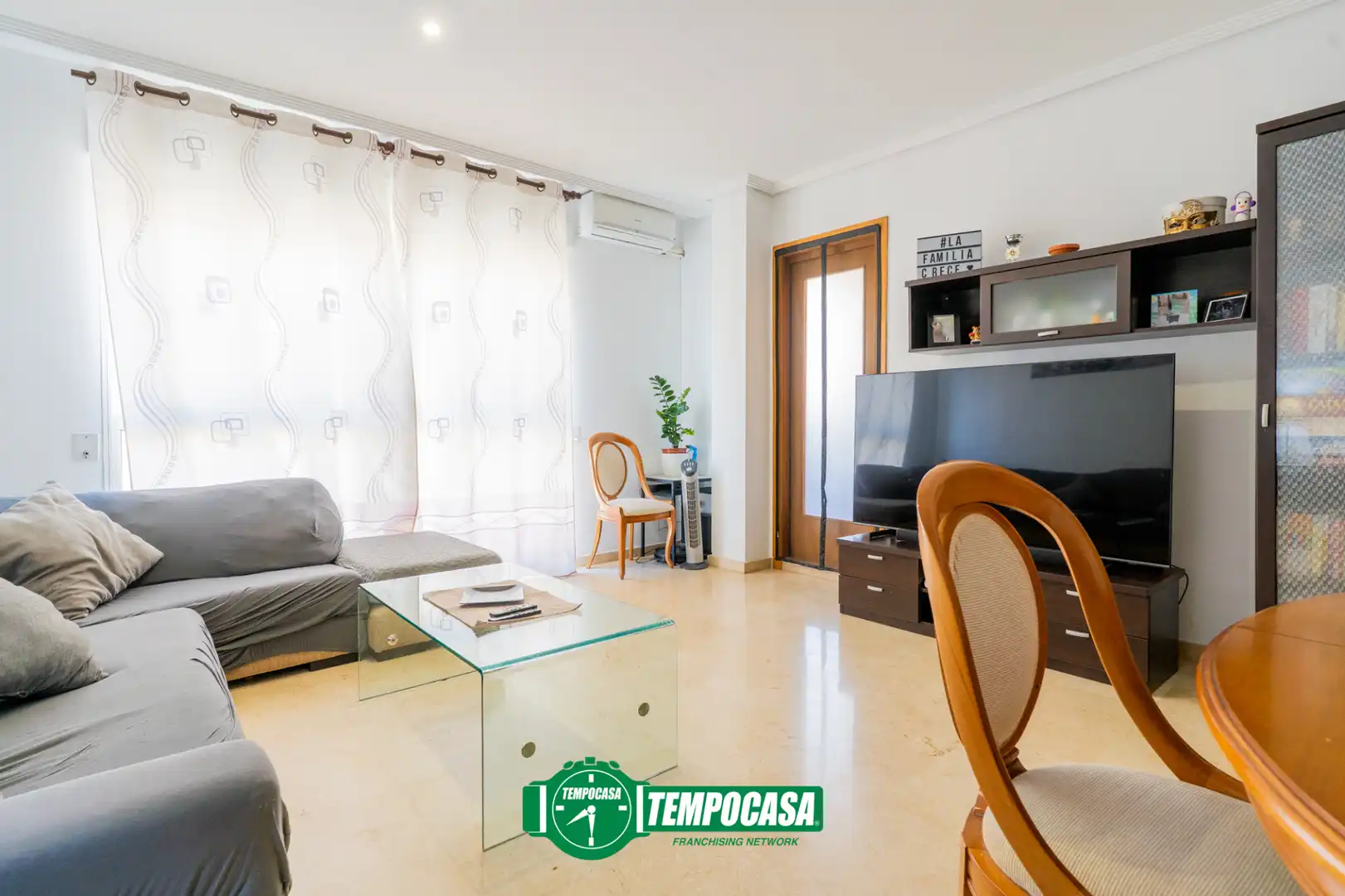 Living room of Flat for sale in Catarroja  with Air Conditioner, Heating and Balcony