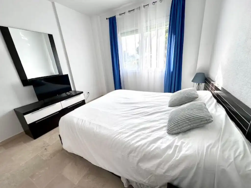 Schlafzimmer von Wohnung zum Verkauf in Estepona mit Klimaanlage und Möbliert