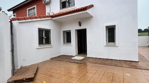 Photo 3 of Single-family semi-detached for sale in Calle Estrella Rigel, Centro, Bormujos