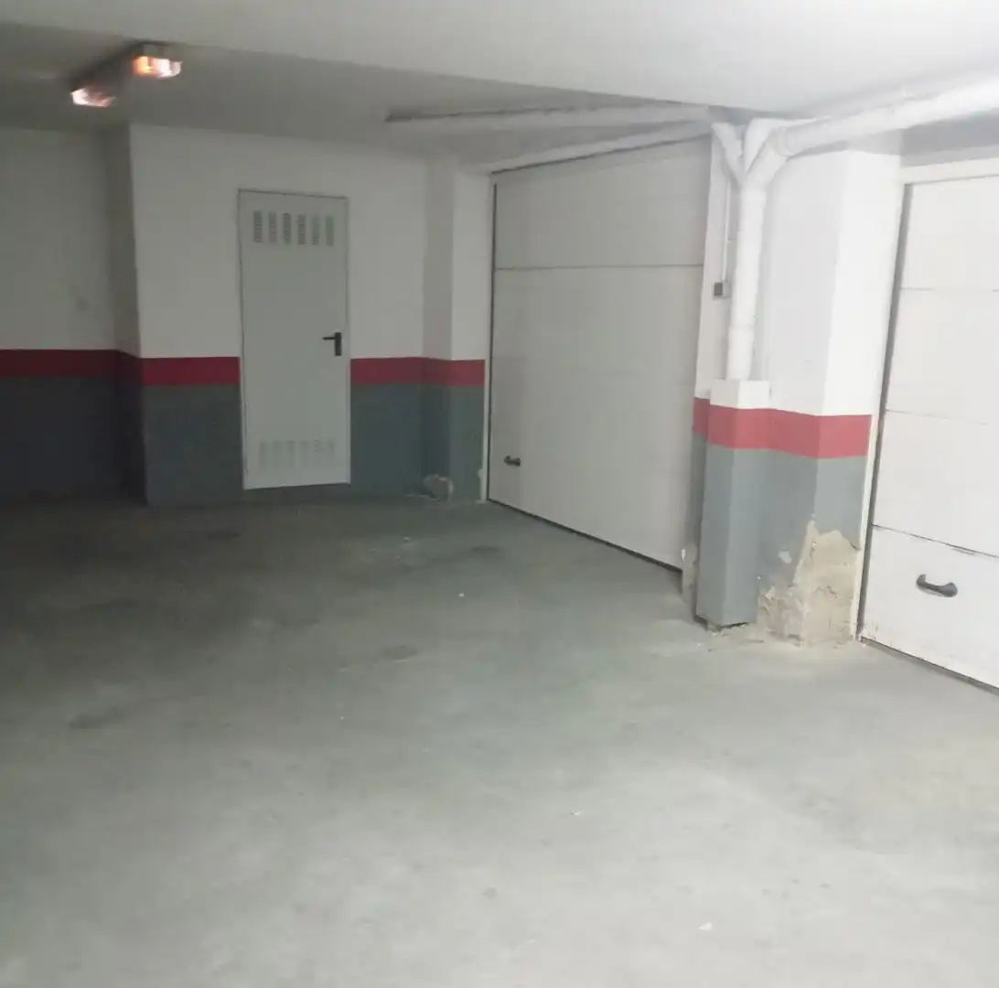 Aparcament de Casa adosada en venda en Ciempozuelos amb Aire condicionat, Calefacció i Terrassa