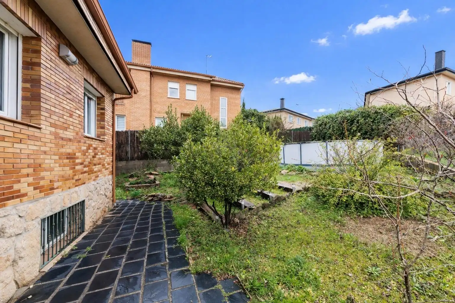 Jardí de Casa o xalet en venda en Colmenarejo amb Calefacció, Jardí privat i Terrassa