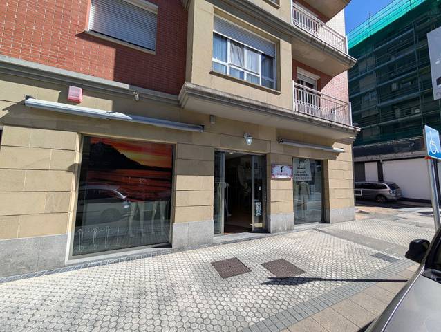 Local comercial en Alquiler en Lasarte-Oria