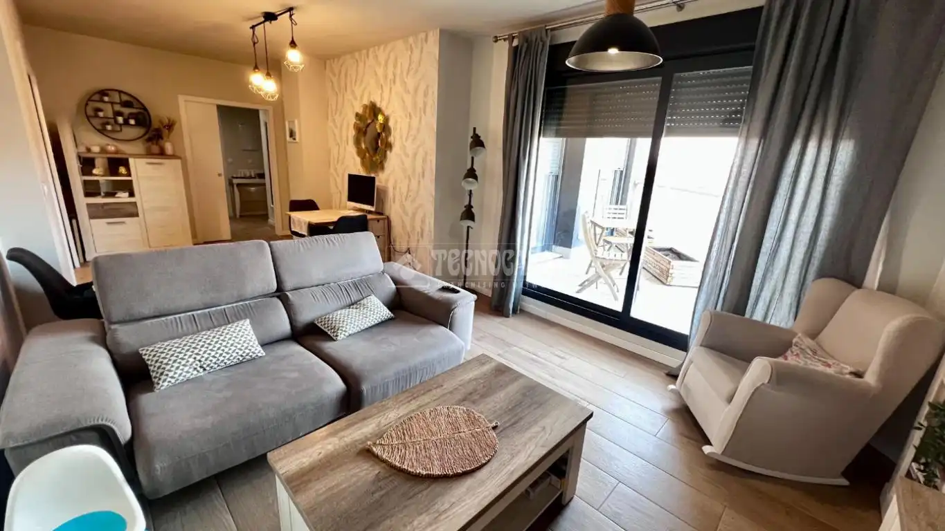 Living room of Flat for sale in Alcalá de Henares  with Air Conditioner, Heating and Terrace