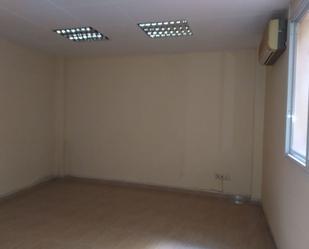 Office to rent in Reus  with Air Conditioner