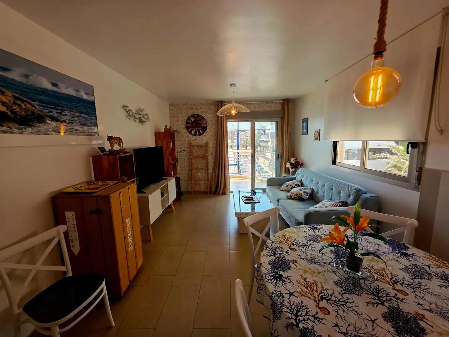 Sala de estar de Piso de alquiler en Torrevieja con Terraza