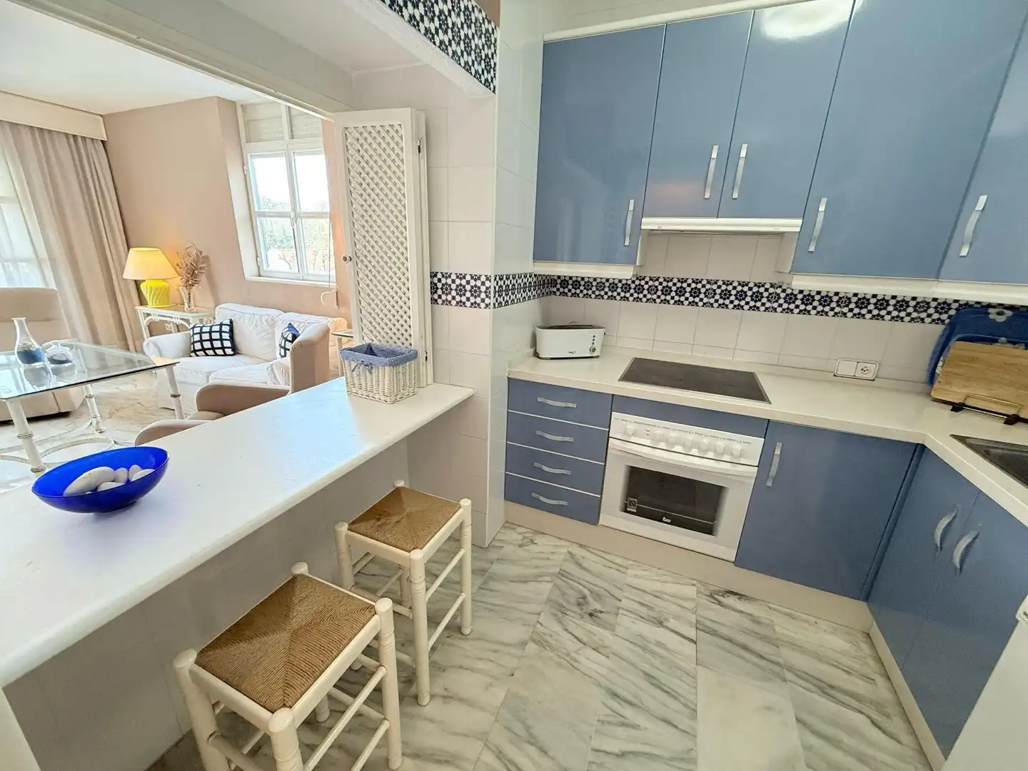 Cocina de Piso en venta en Fuengirola con Aire acondicionado, Jardín privado y Terraza