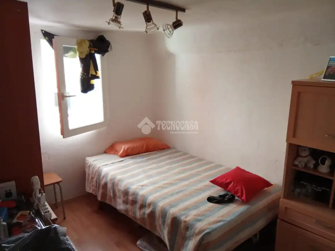 Habitación de Piso en venta en Zaragoza